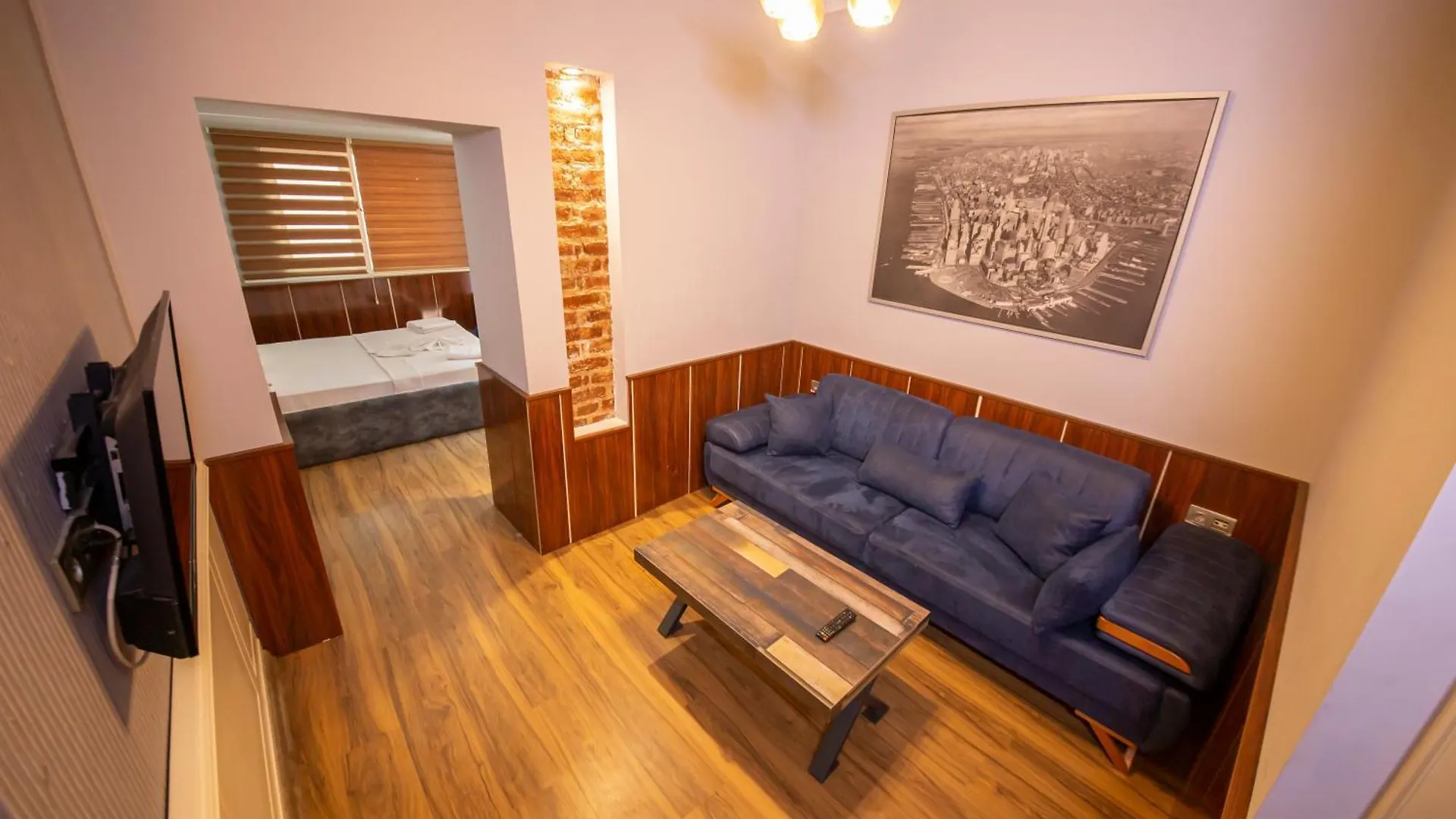 Royal Garden Suite And Hotel Стамбул