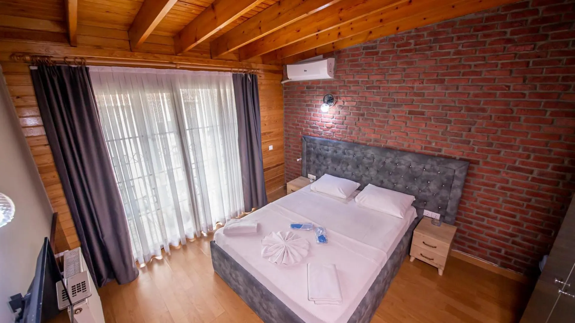 Royal Garden Suite And Hotel Стамбул Турция